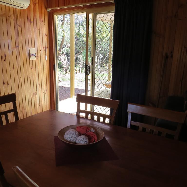 Captain Cook Holiday Park Adventure Bay Ruang foto